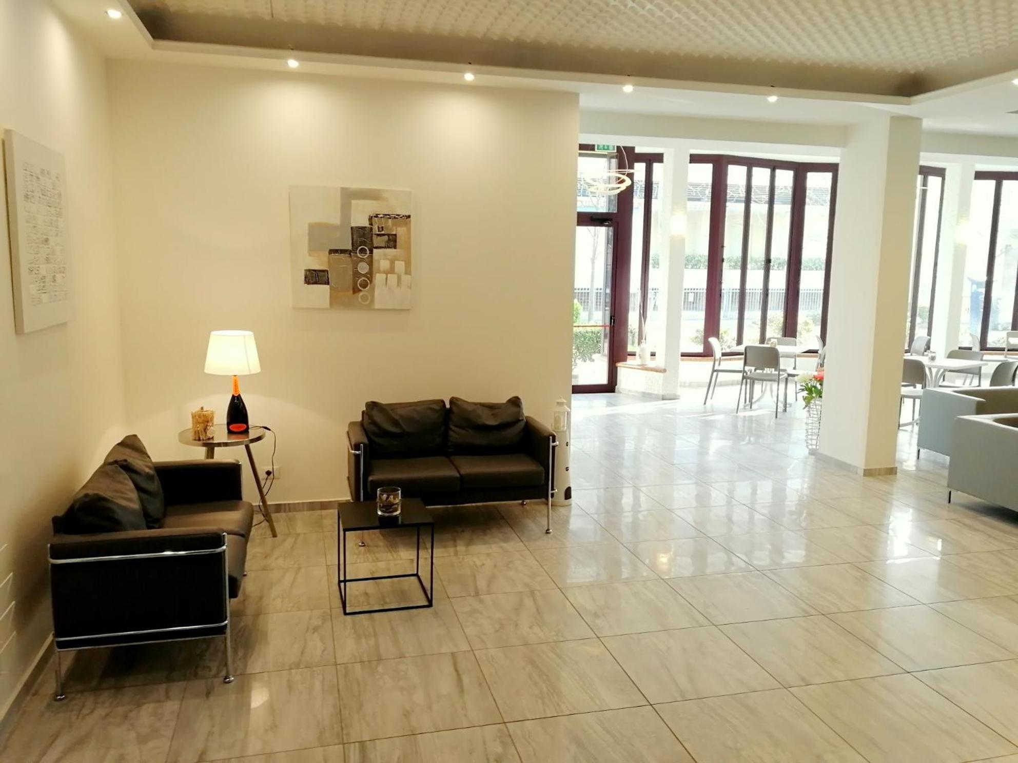 Hotel Atmosfere Beach Cesenatico Kültér fotó